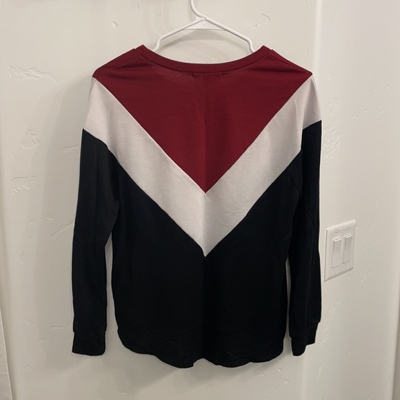 Casual Long-sleeve - Picture 3 of 3